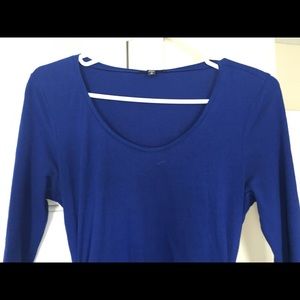 Royal blue scoop neck dress.